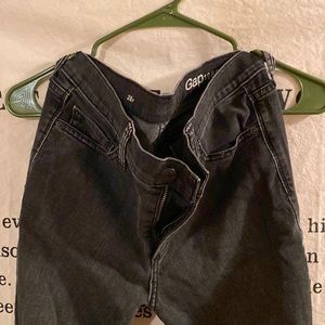 Gap siZe 28r jean. Lightly worn